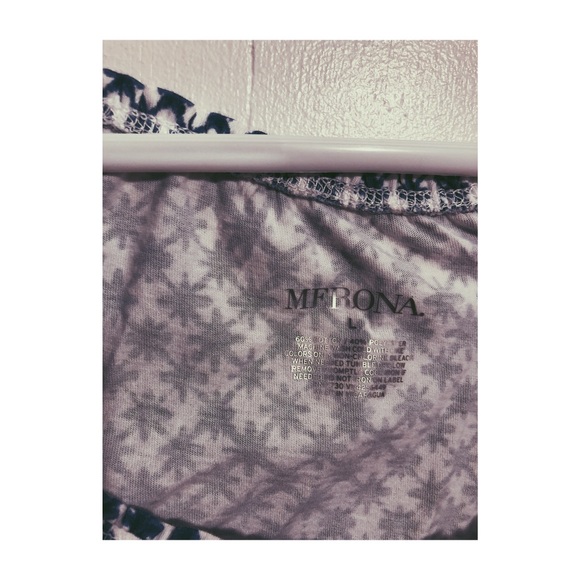 Blue & White Patterned Tank Top - Picture 2 of 2